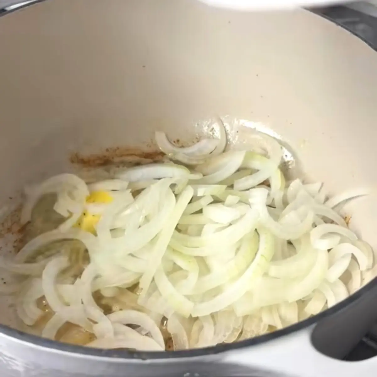 Preparation step for Mexican-Inspired Fricassee Chicken.